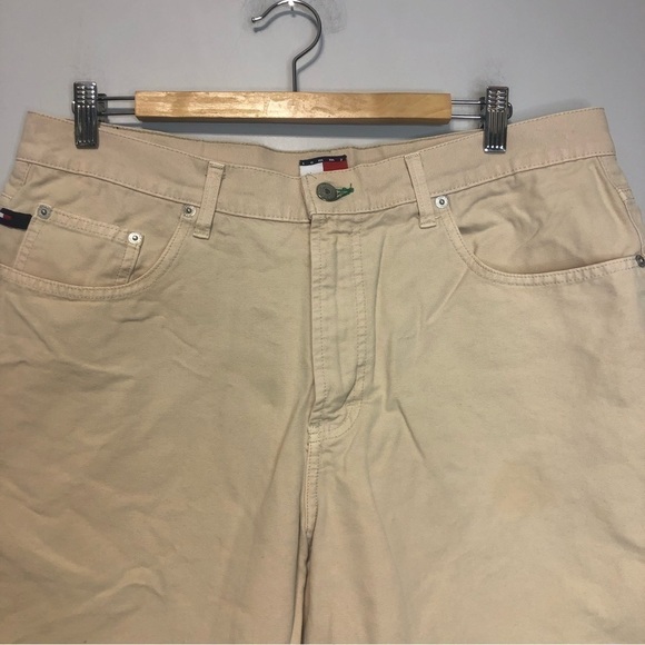 Vintage Tommy Hilfiger Freedom Shorts, Tan, size 36 - Picture 2 of 8